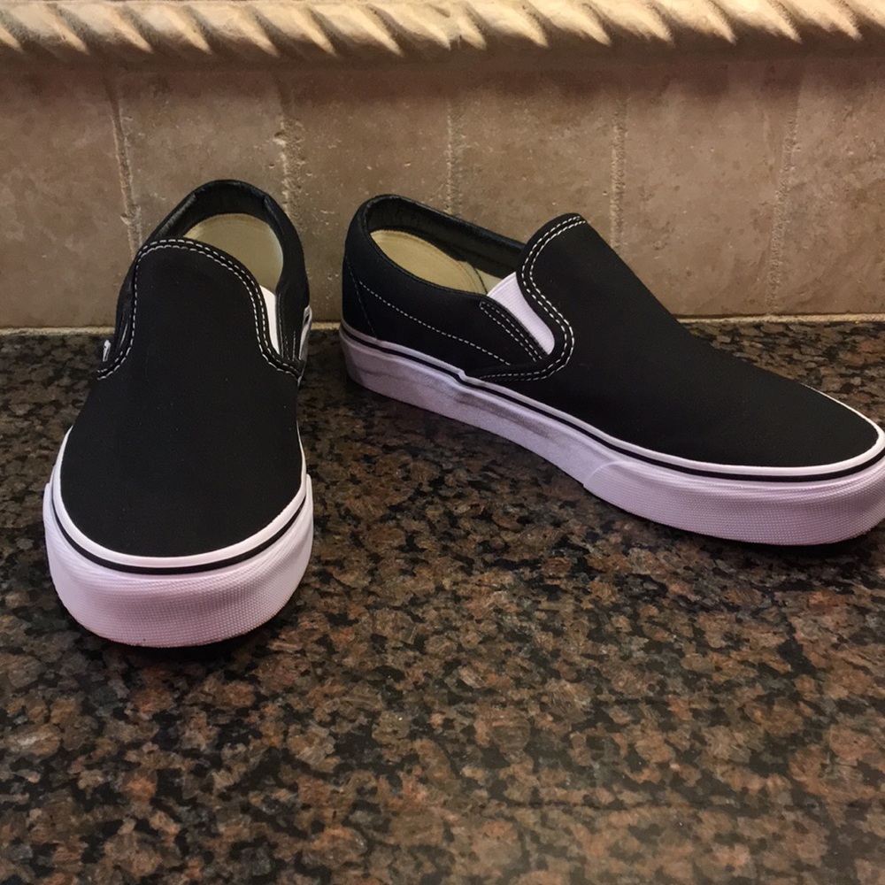 EUC Vans Black Canvas Slip-Ons - 9